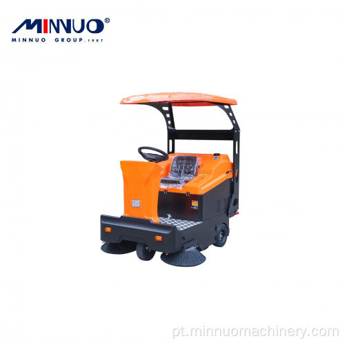 Uso durável Sweeping Equipment Road Sweeper Venda Quente